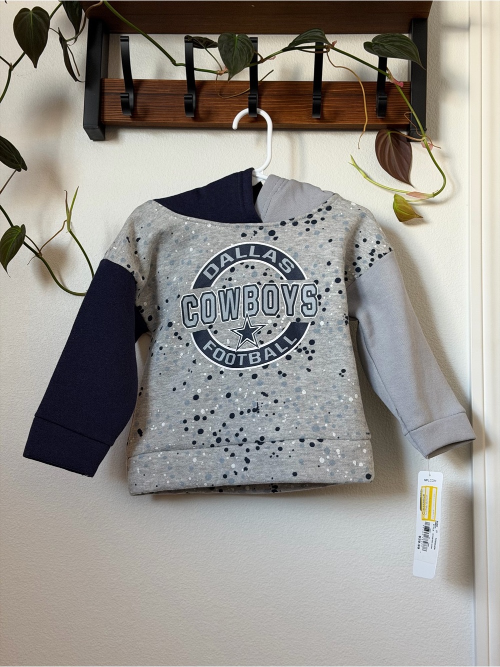NFL Kids' Gray & Navy Logo Hoodie Top